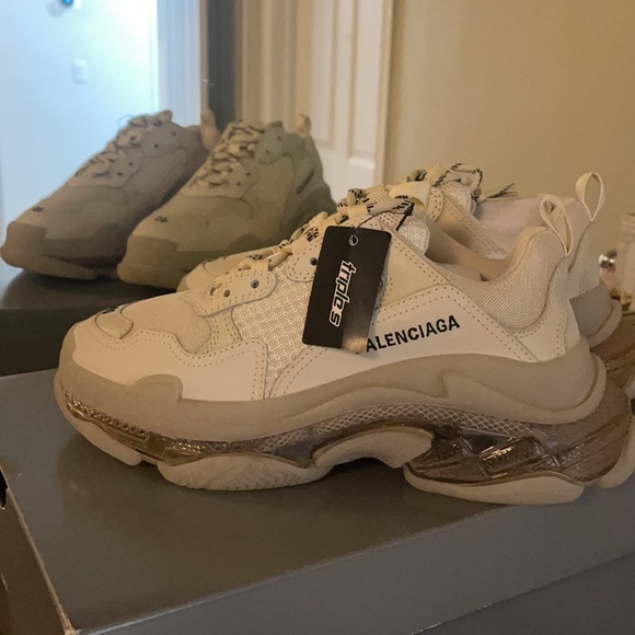 Balenciaga triple s sneaker size 40 - Picture 5 of 11